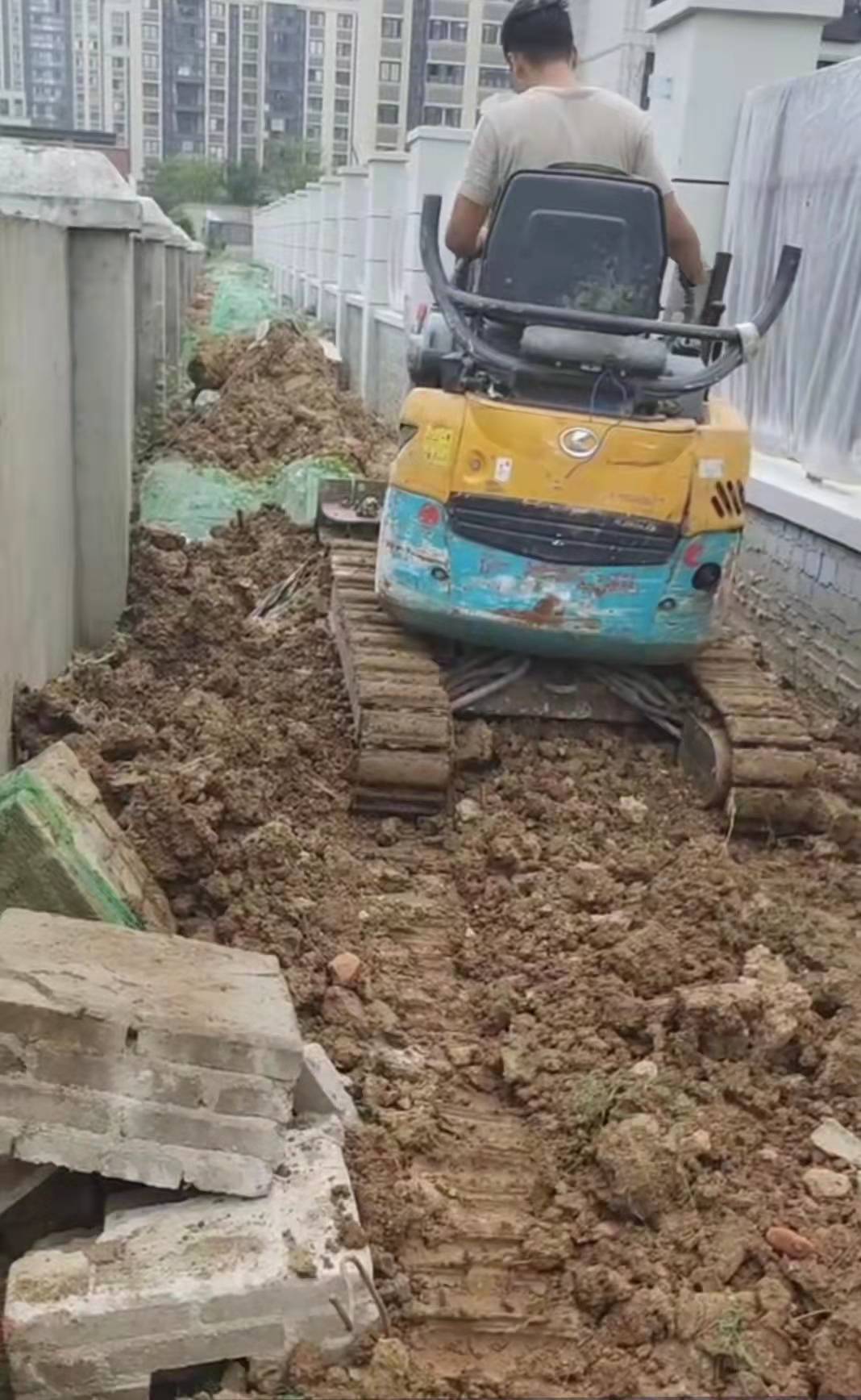 2022年小型挖掘機(jī)的市場(chǎng)發(fā)展前景分析！(圖1)